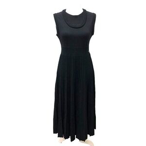 Chanel Dress Womens 40 US 8 Midi Black Sleeveless  Old Money  Fit And Flare Wool